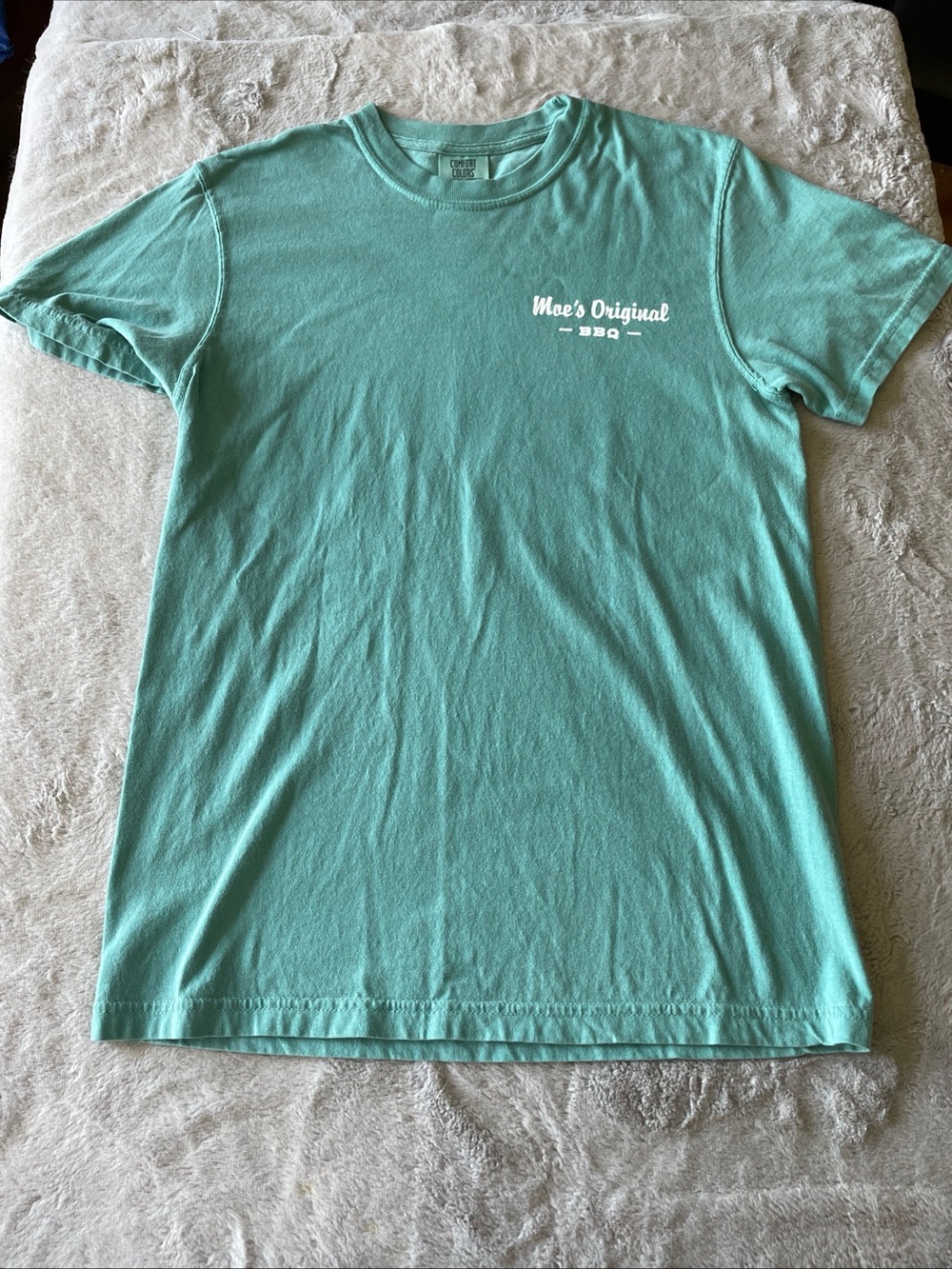 Comfort Colors Seafoam Green 'Moe's Original BBQ' Short Sleeve Tee small